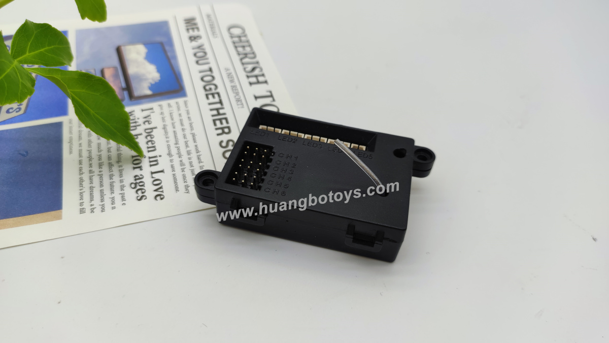 HB R1001 R1002 R1003 R1011 R1012 R1013 R1014 Parts Receiver